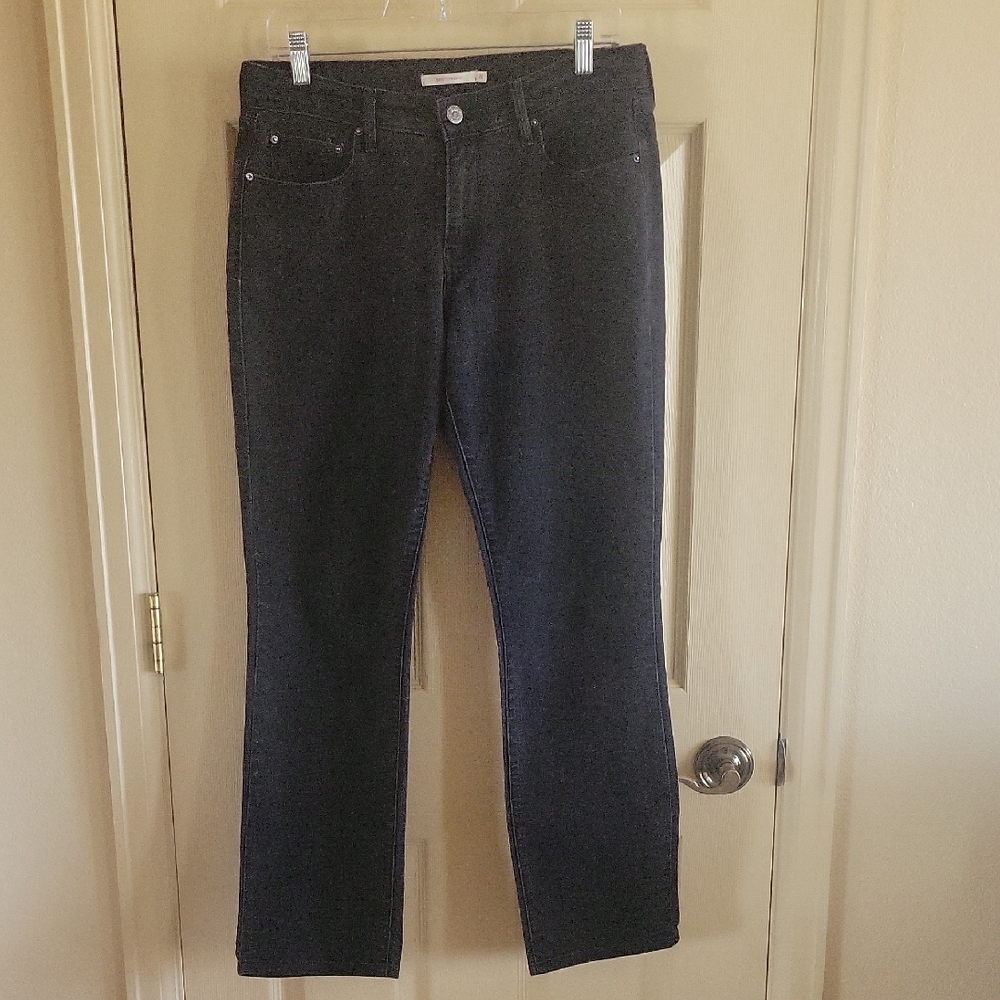 Black Levis 505